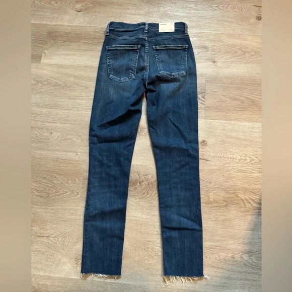 NWT Agolde Sophie Crop Midrise Skinny Women’s 24 2 XS Dark Wash Frayed Hem - Picture 3 of 14